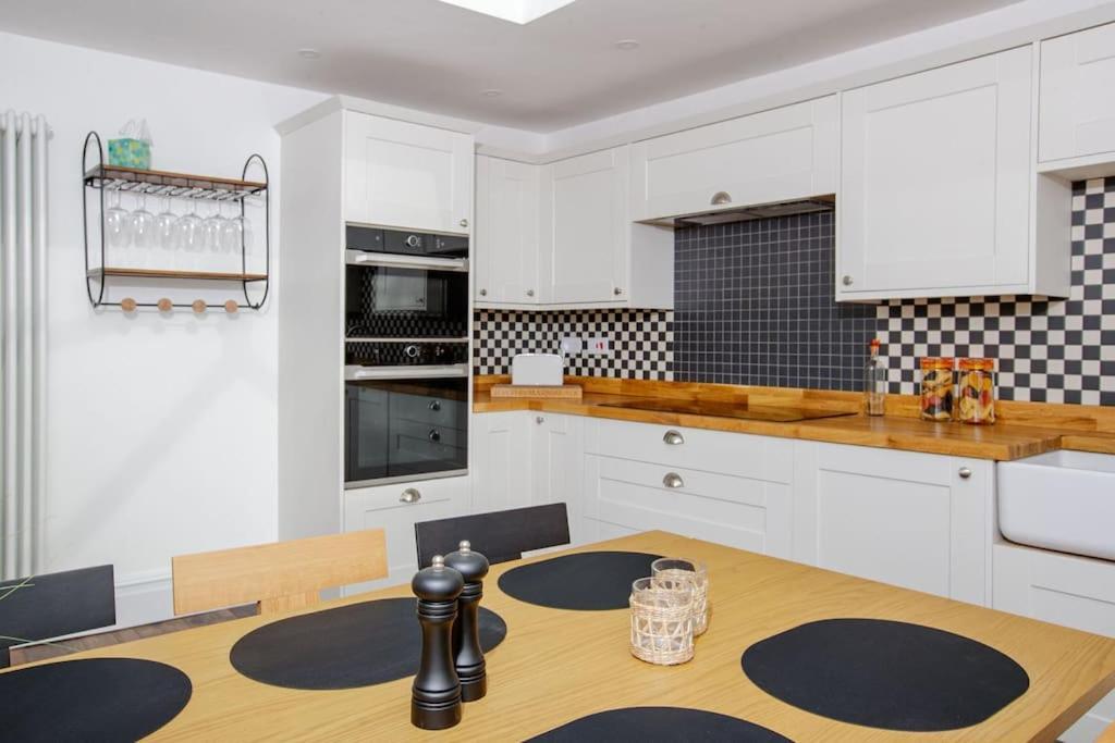 شقة Flat 1 Highgate, Walford Road, Ross On Wye Wilton  المظهر الخارجي الصورة